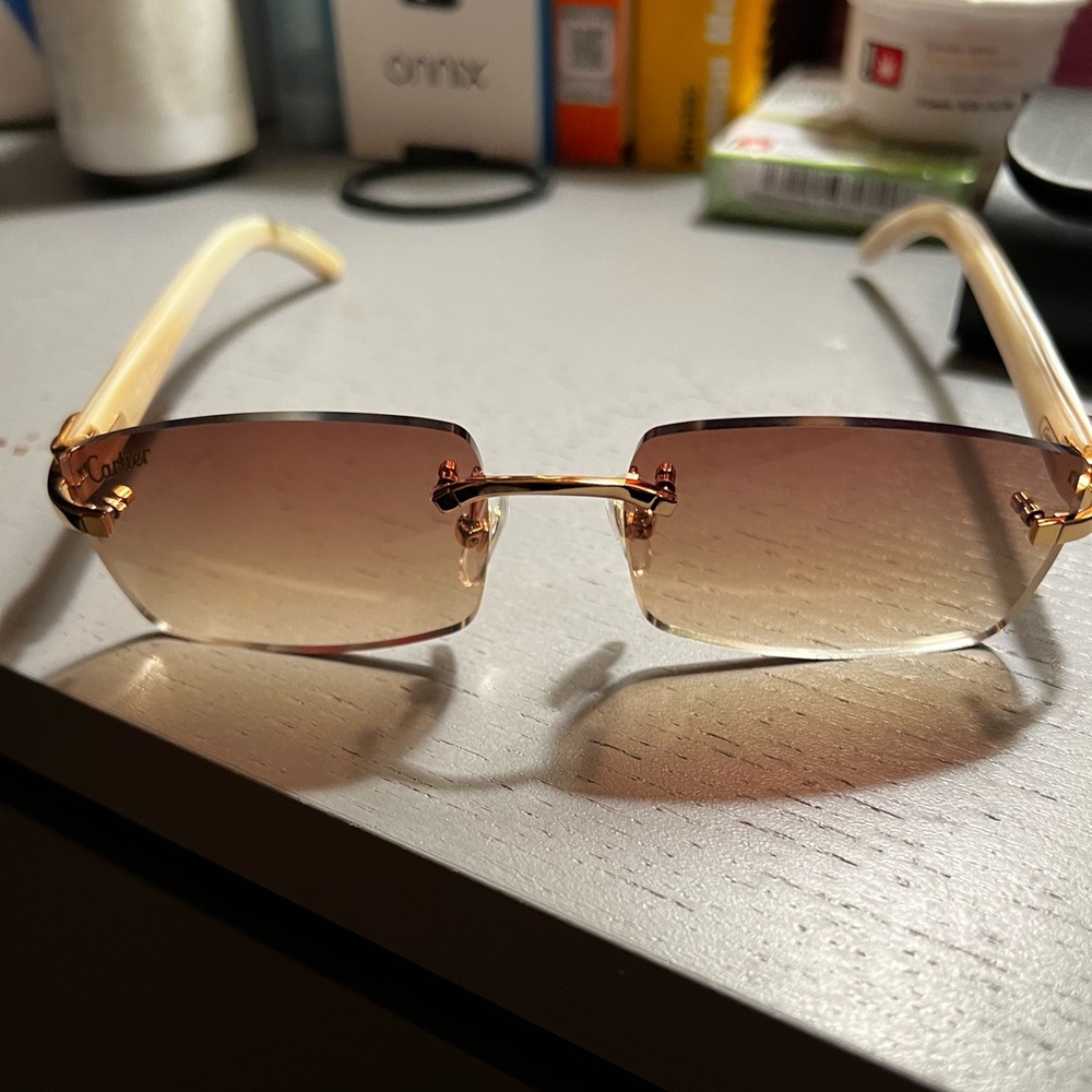 Cartier buffs